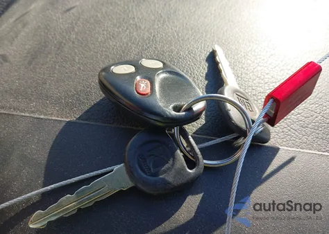 2004 Saturn Vue V6 z USA, uszkodzony, nr VIN 5GZCZ53464S856281